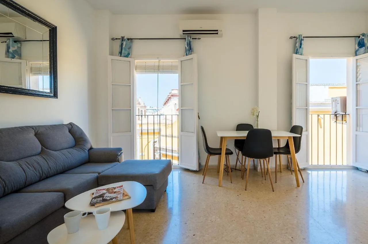 Apartment Sevillano Apto En Centro Cerca De Santa Justa